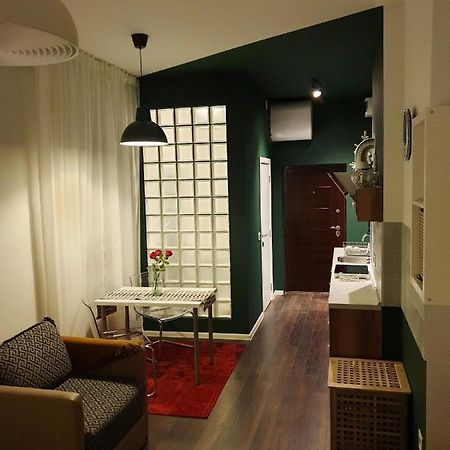 Studio Apartment "Savski Trg" 贝尔格莱德 外观 照片