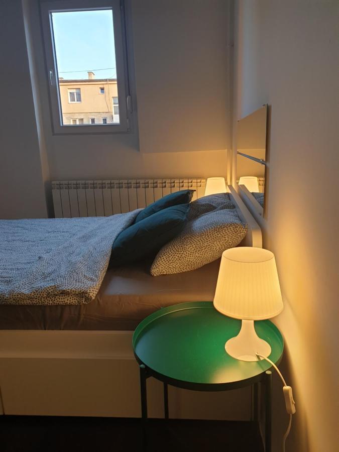 Studio Apartment "Savski Trg" 贝尔格莱德 外观 照片